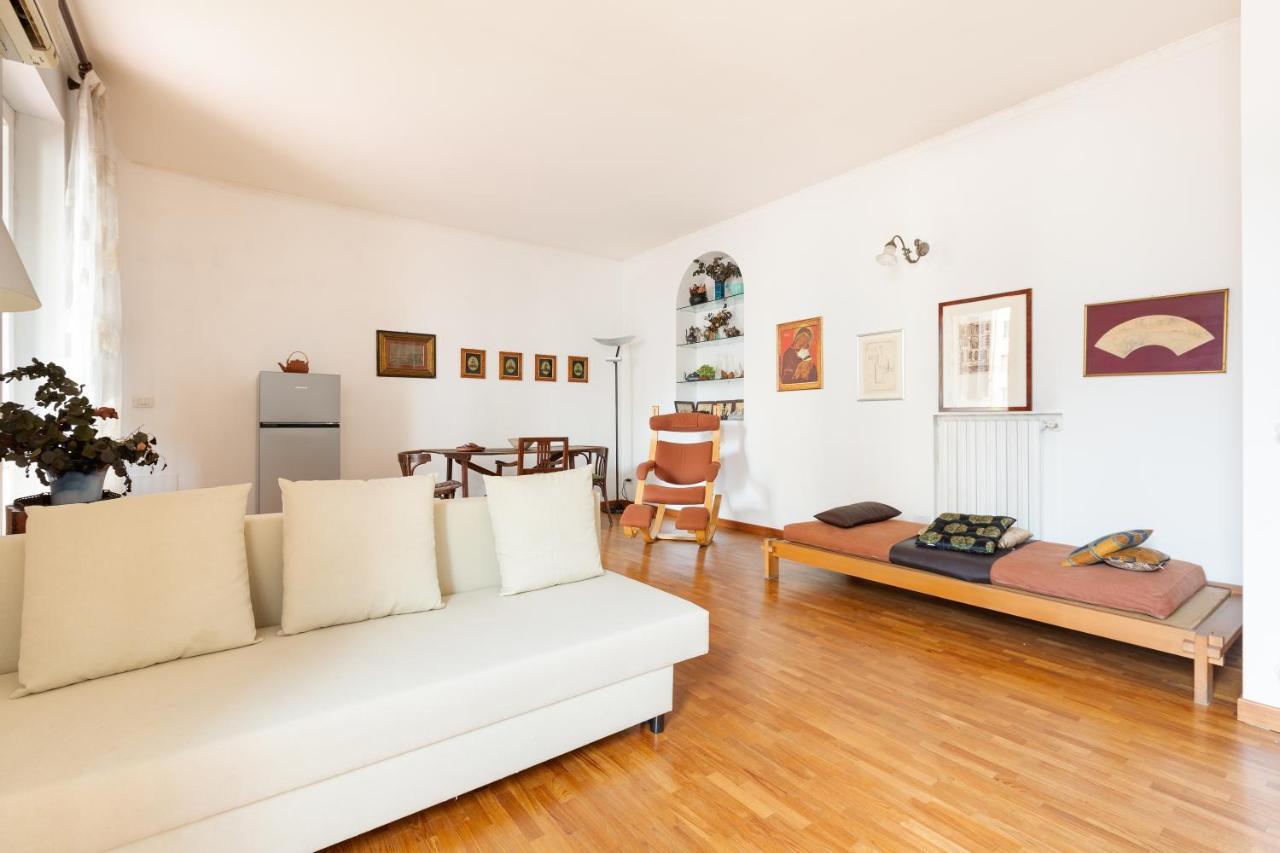 Cozy Apt With Balcony - Porta Romana District มิลาน ภายนอก รูปภาพ