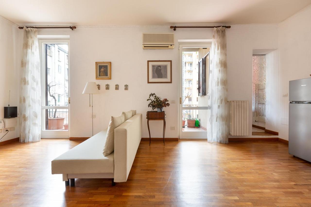 Cozy Apt With Balcony - Porta Romana District มิลาน ภายนอก รูปภาพ